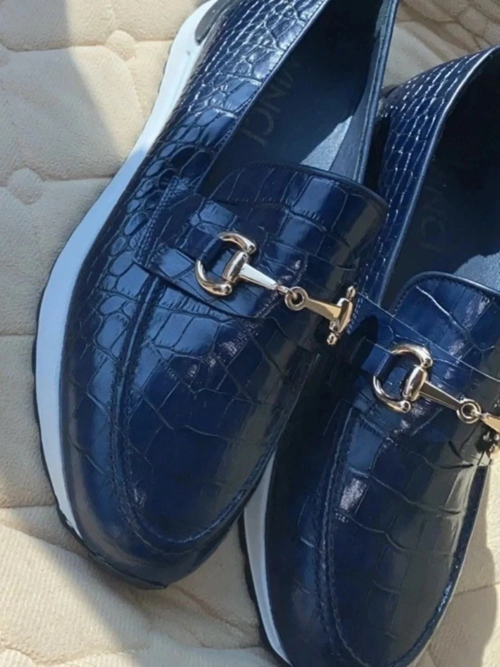 Vinci The Milan Navy Croc-Embossed Leather Women Sneaker EUR 41 US 10 Women’s